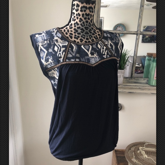 W5 Aztec Sleeveless Top Size Med Worn 1x - Picture 1 of 5
